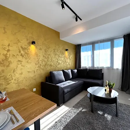 Apartment Sandi Hvar