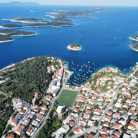 Sandi Hvar Lejlighed