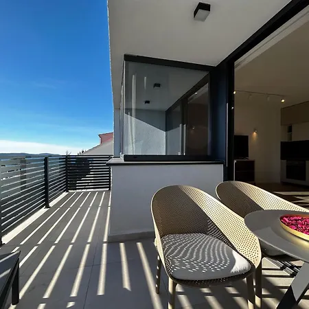 Sandi Hvar * Hvar Town