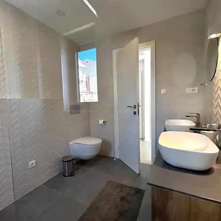 Sandi Hvar * Hvar Town