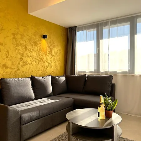 Sandi Hvar Lejlighed