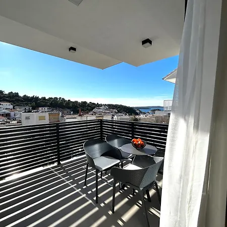 Sandi Hvar * Hvar Town