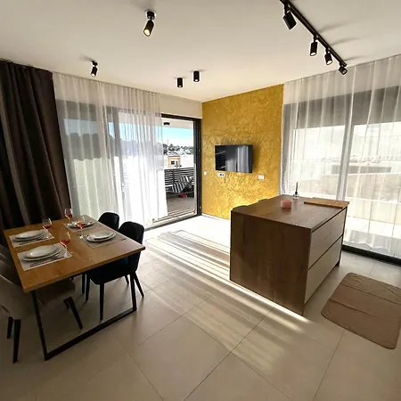 Sandi Hvar Lejlighed *